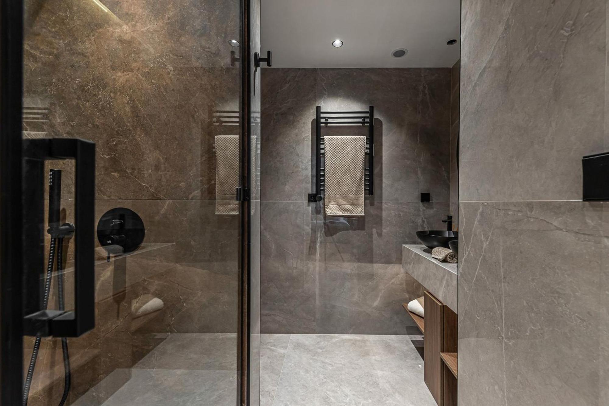 Elegant Manor Staycation Escape